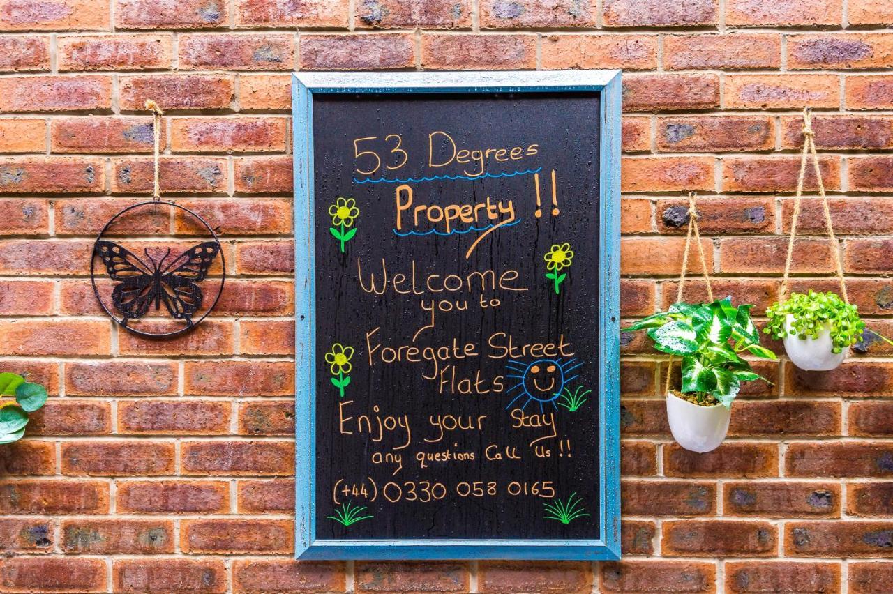 Stylish Chester City Centre Apartment By 53 Degrees Property, Ideal For Couples & Business Professionals - Sleeps 4 Exterior photo